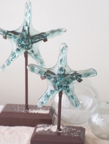 BG-330_ Glass Starfish on wooden base 