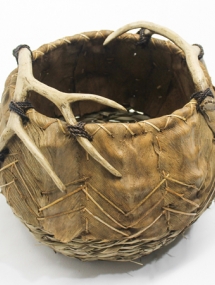 CFB-05_Coconut Fiber Ball Planter with Antler Horn Handle