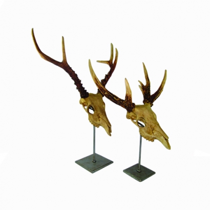 AS-909 New antler Horn on Stand