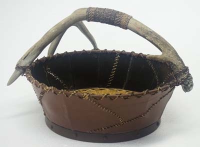 ATB-02B_Antler Round Shallow Basket Rev