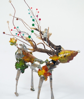 MT-964AR Autumn Standing Reindeer