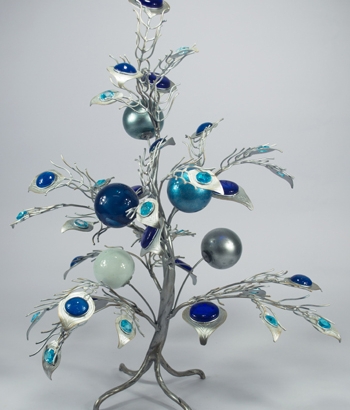 MT-979 Wintry Mix Holiday Tree - Peacock inspired